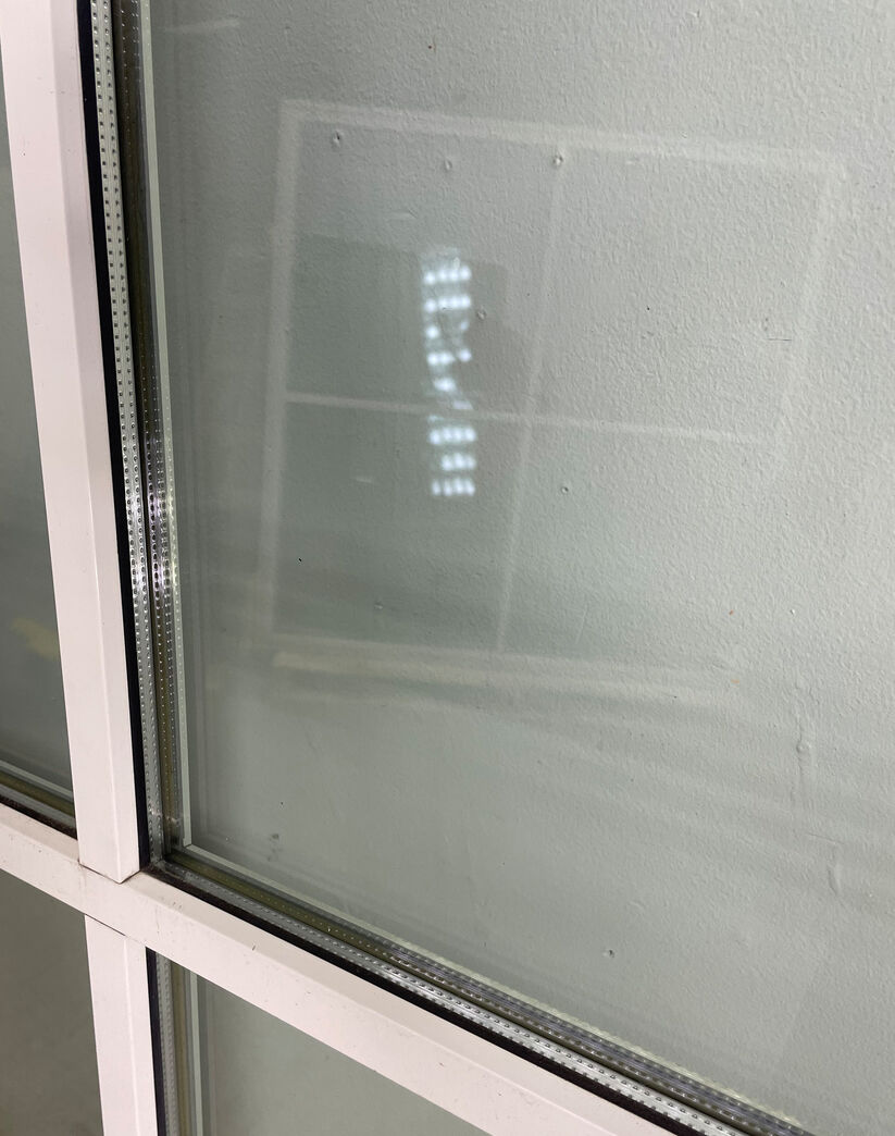 Stort termovindue (fast karm)