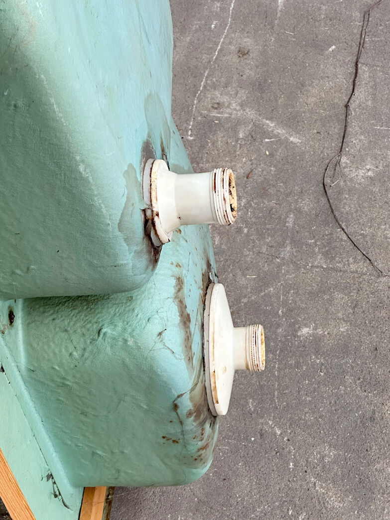 Stålbordsplade med dobbeltvask