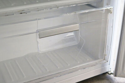 Gram køle/fryseskab