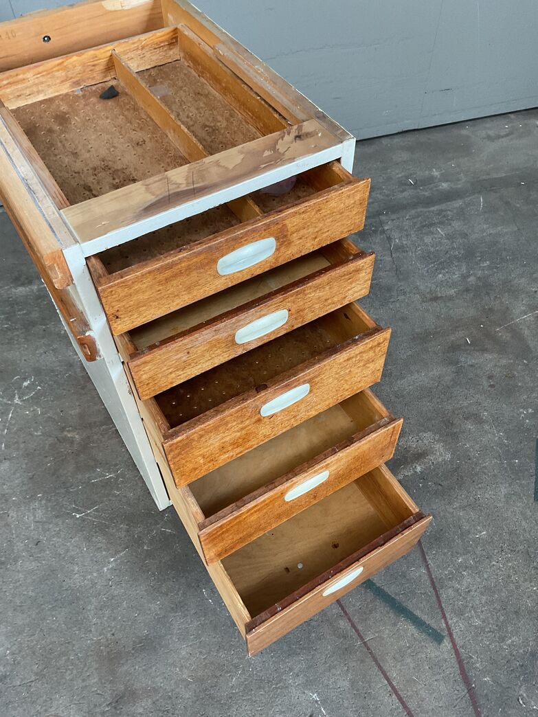 Skuffemodul med overfalsede fronter