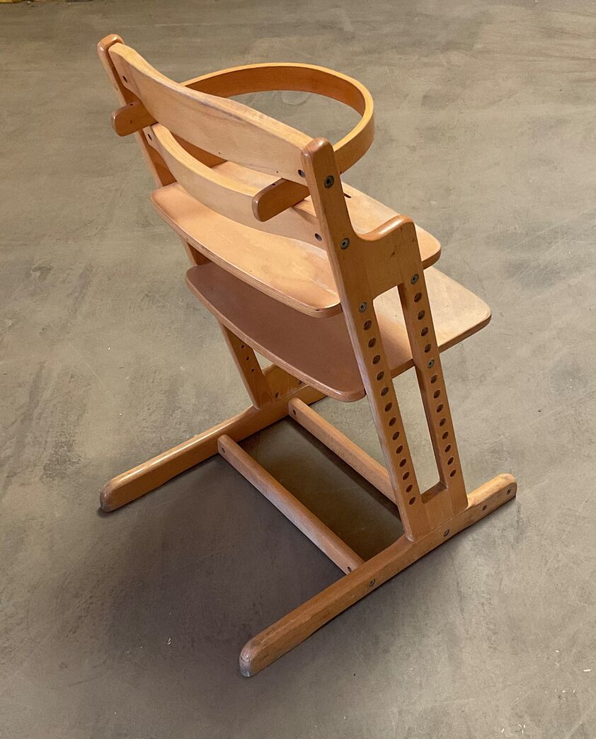 BabyDan højstol med bøjle