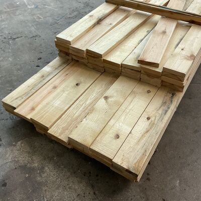 Ovntørret kantskåret fyr 32x150 mm 286 lbm.