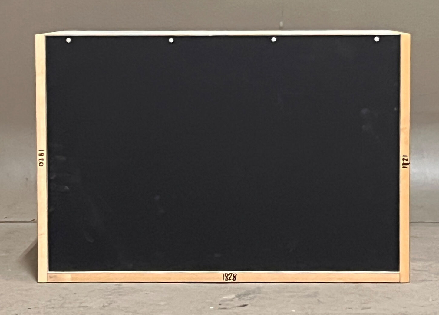 Skab 64,5 x 42,5 x 40 cm