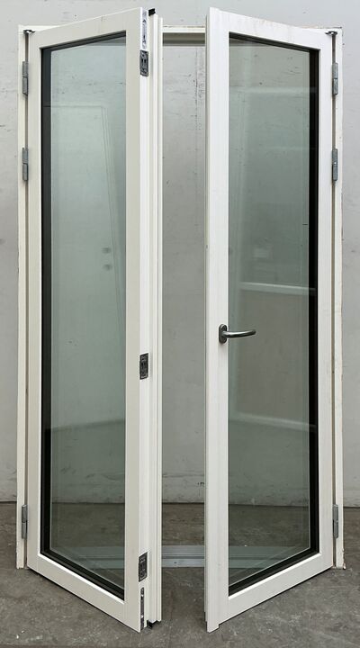 Dobbelt terrassedør med energiglas, højre ind.