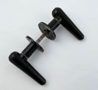 Dørgreb i sort bakelit