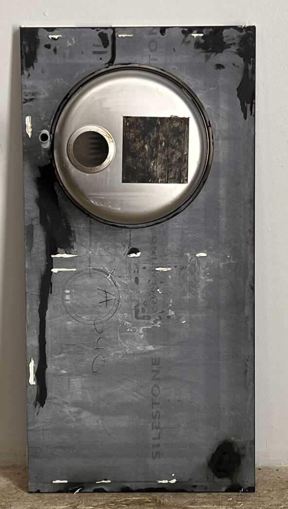 Bordplade med vask 121 cm