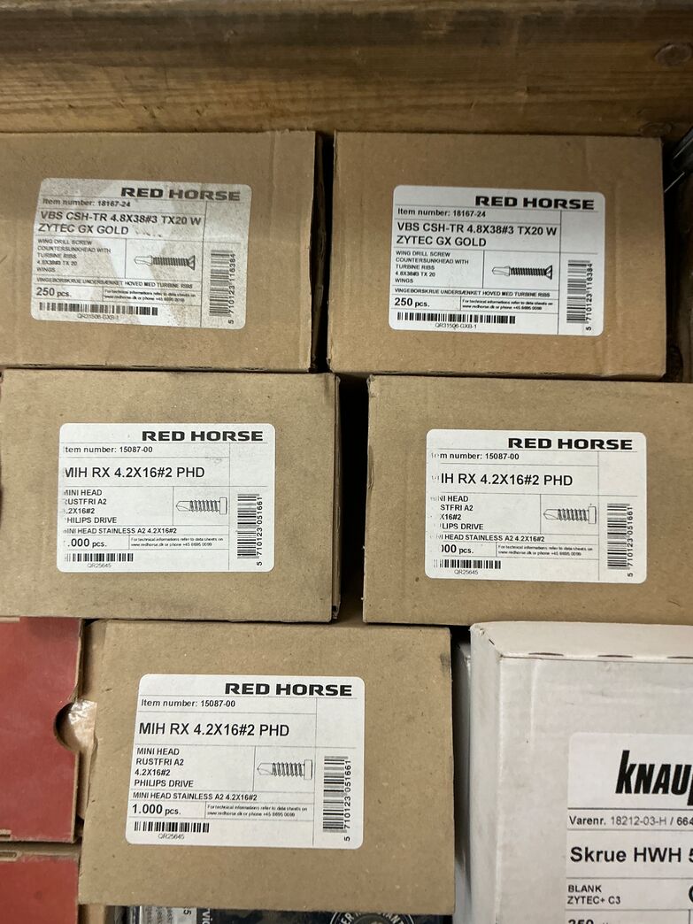 Skudsøm og selvskærende skruer