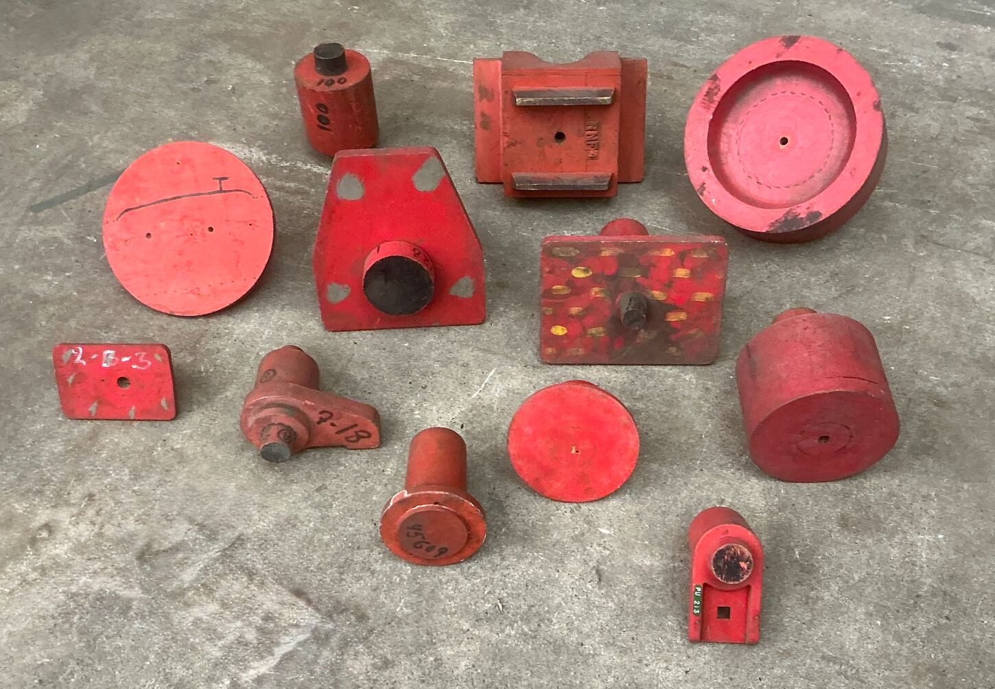 12 stk. støbeform fra Holbæk Jernstøberi