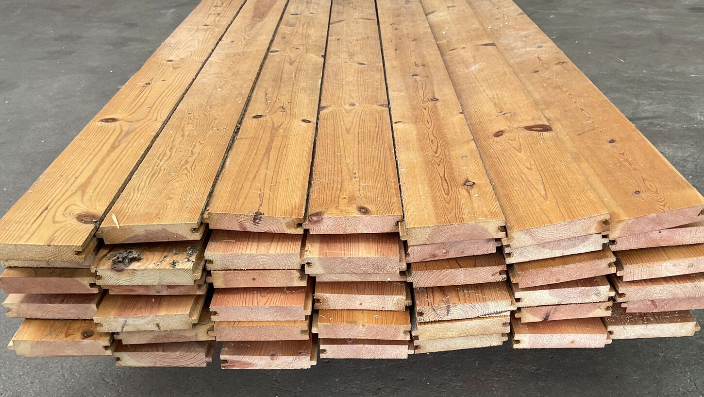 Brugte gulvbrædder i fyr, 16 m2, 10 cm