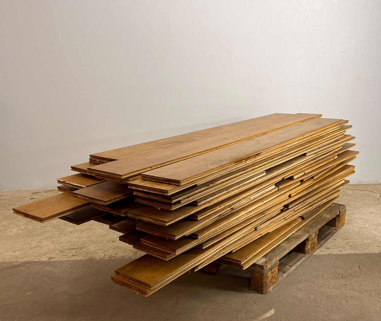 Egetræsgulv - 25 m2