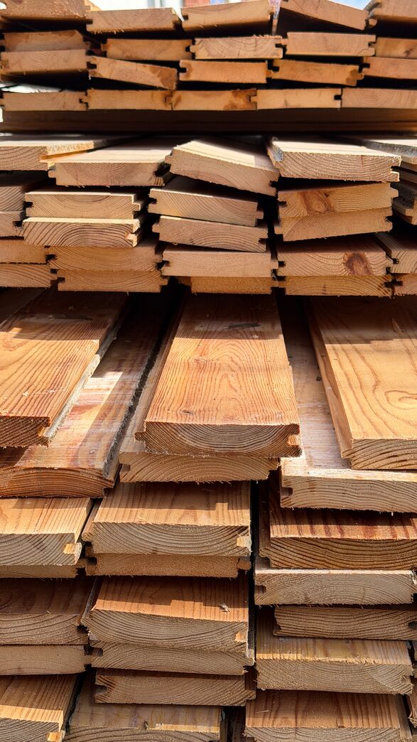 Brugte 20 mm gulvbrædder i fyr, 28 m2, 10 cm