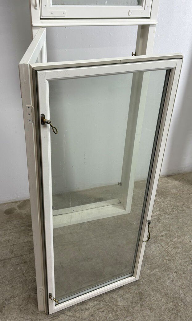 Vindue med koblet ramme