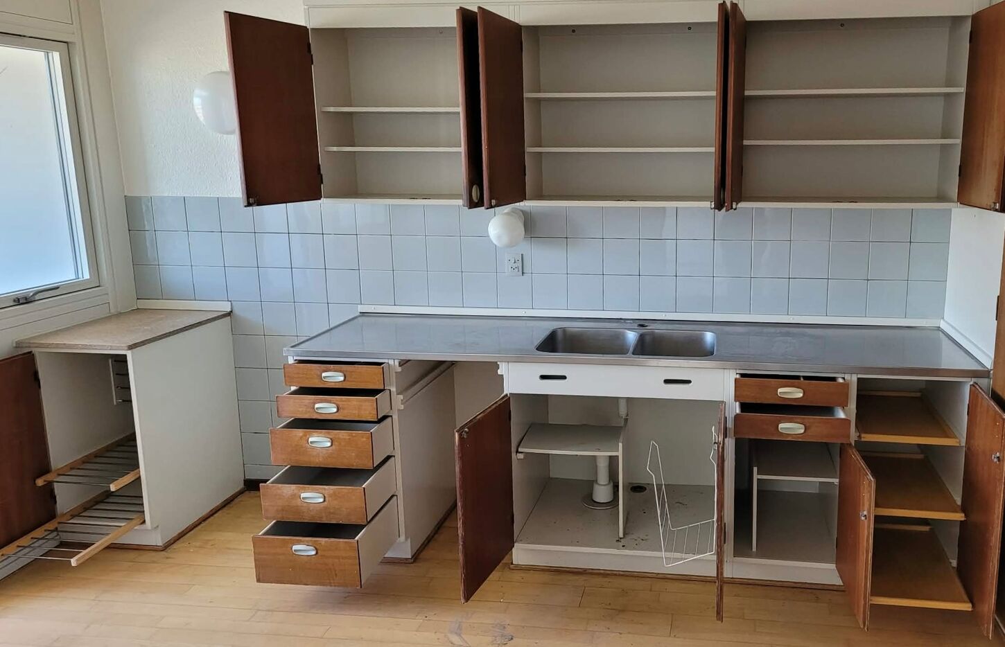 Originalt komplet 60'er køkken