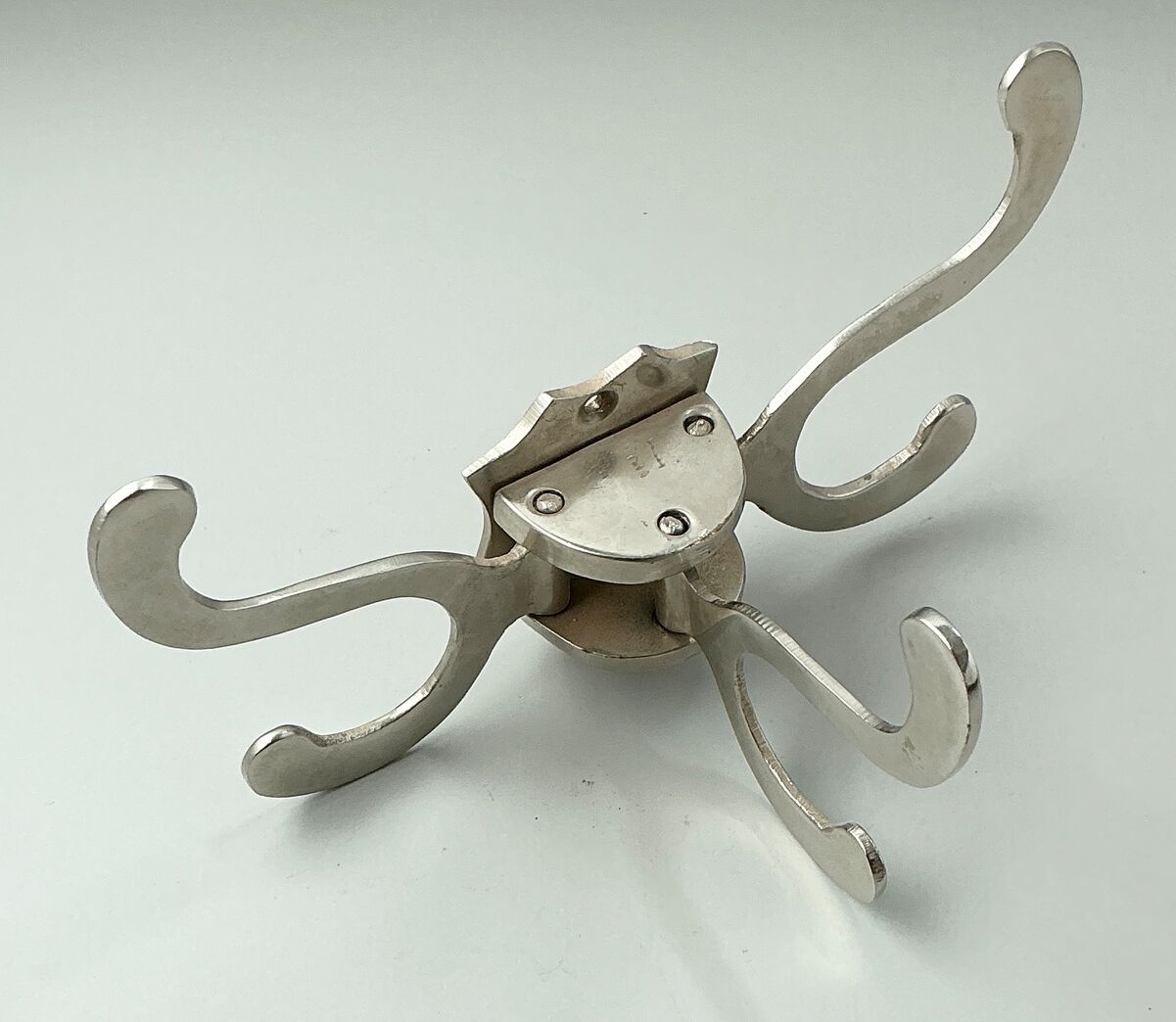 Foldeknage i børstet stål