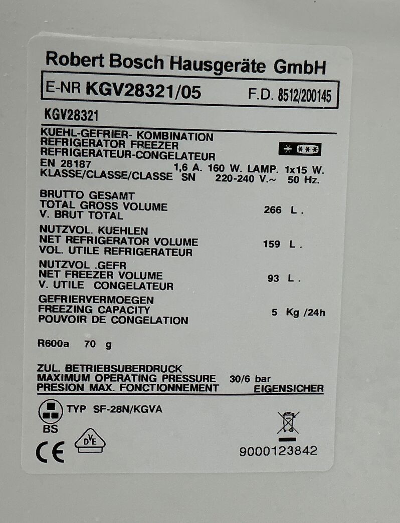 Fritstående Bosch køle/fryseskb 159/93 liter