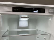 AEG integrerbart køleskab 310 liter