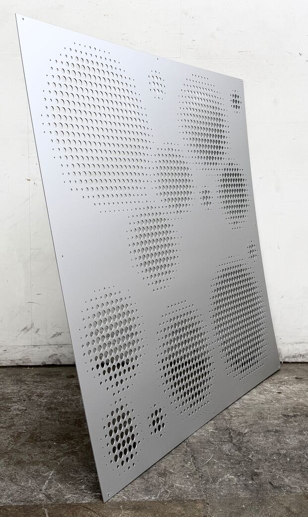 Aluminiumsplade med hulmønster 1195x1195 mm