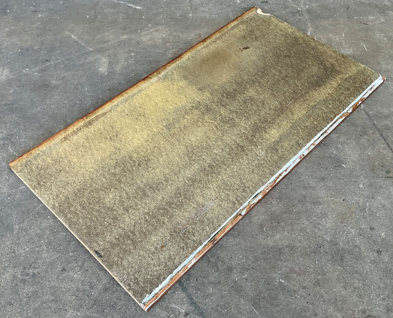 Tectum Laminatbordplade med mahognikant på 2 sider