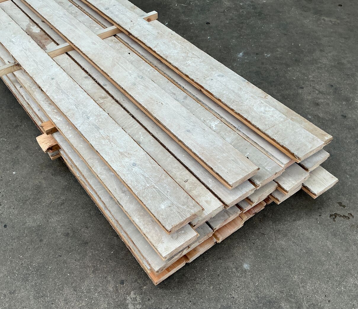 Brugt gulvbrædder i fyr, 11m2, 11,3 cm