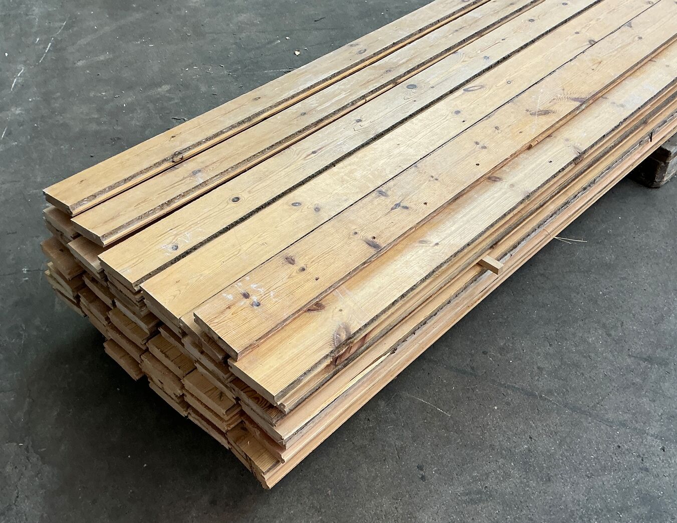 Brugt gulvbrædder i fyr, 20m2, 11,3 cm